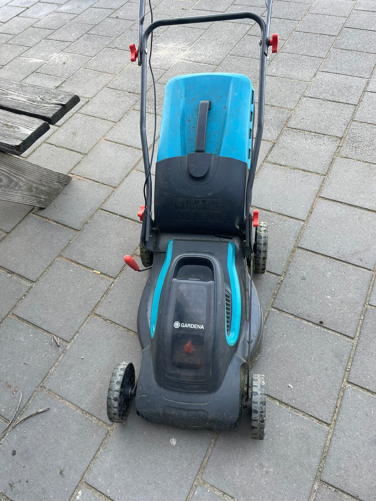 Te koop Gardena  accu grasmachine, Ophalen, Cirkelmaaier, Gebruikt, Accu-grasmaaier