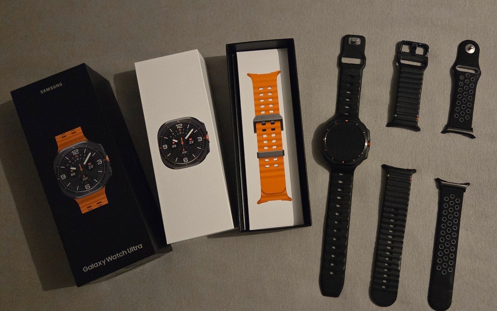 Samsung Galaxy Watch Ultra met extra bandjes, Zwart, Ophalen of Verzenden, Zo goed als nieuw, Stappen