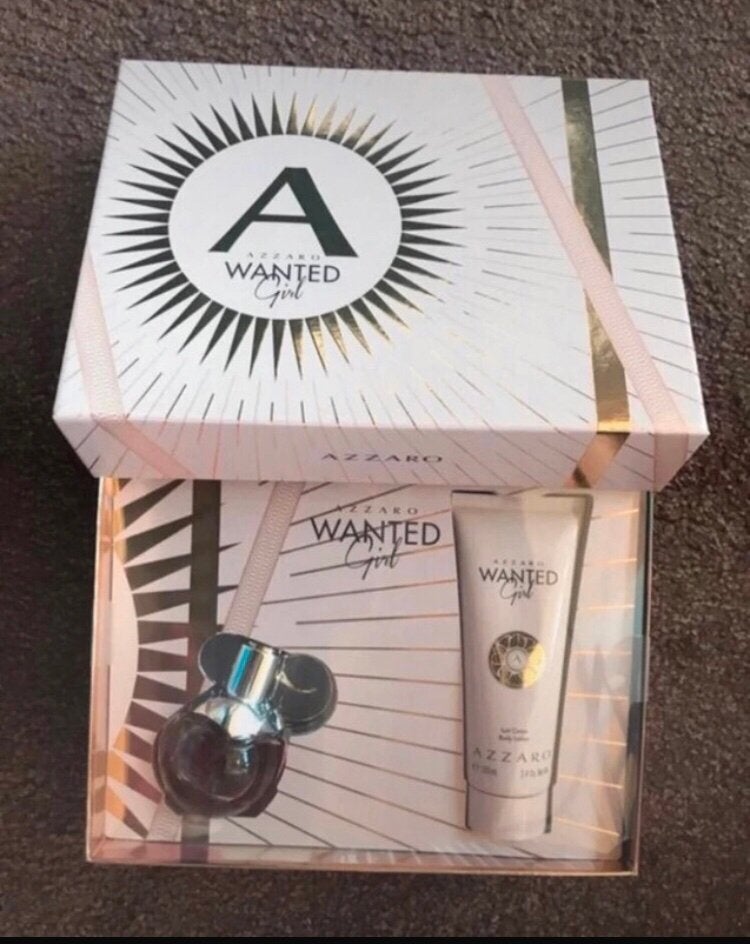 Azzaro wanted girl 50ml eau de parfum 100ml lotion giftset, Ophalen of Verzenden, Nieuw