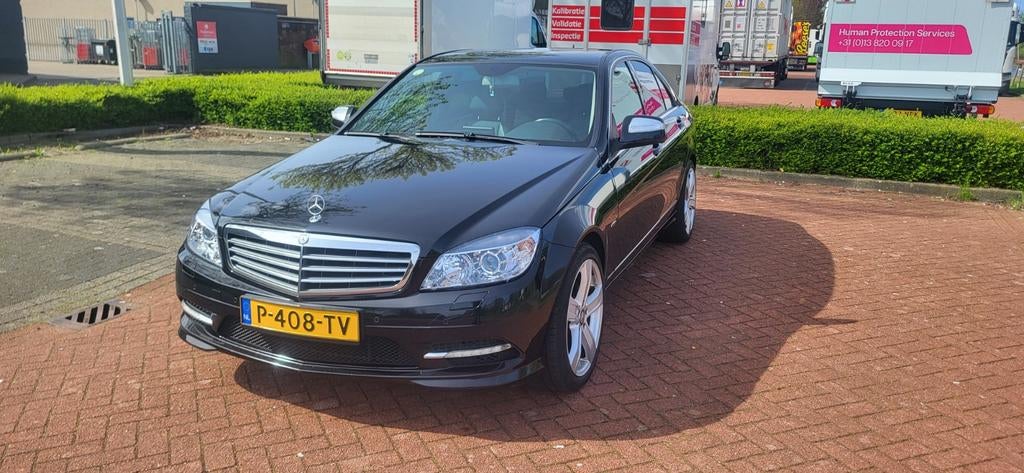 Mercedes-Benz Mercedes 2007 Zwart V6 Automaat, Auto's, Automaat, Achterwielaandrijving, 1800 kg, Zwart