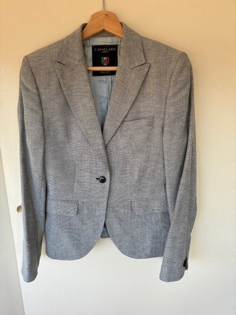 Damesblazer te koop! Merk: Cavallaro Napoli., Kleding | Dames, Jasjes, Kostuums en Pakken, Maat 38/40 (M), Cavallaro Napoli, Ophalen of Verzenden