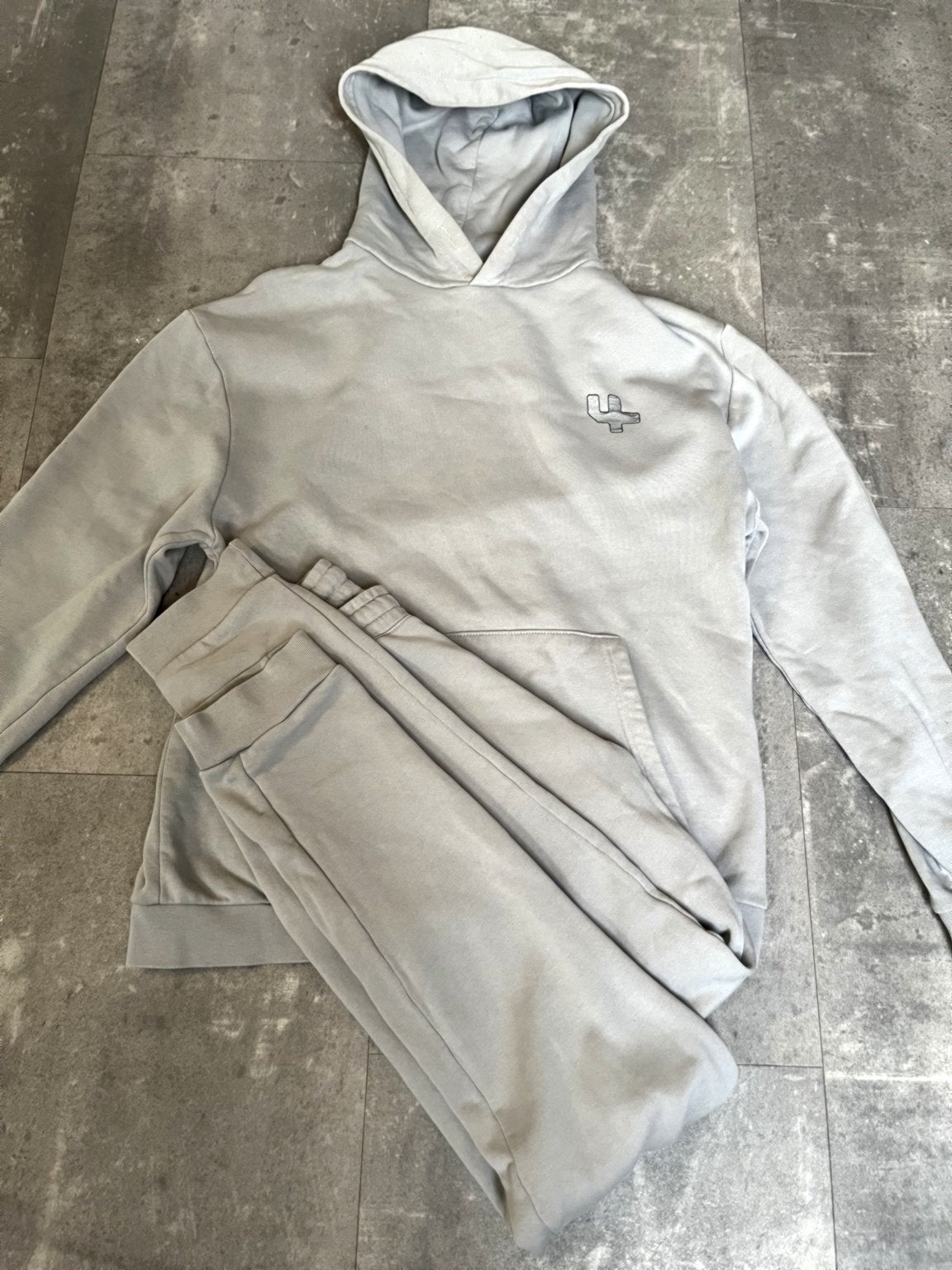 Grijze four pak, Kleding | Heren, Verzenden, Gedragen, Maat 46 (S) of kleiner