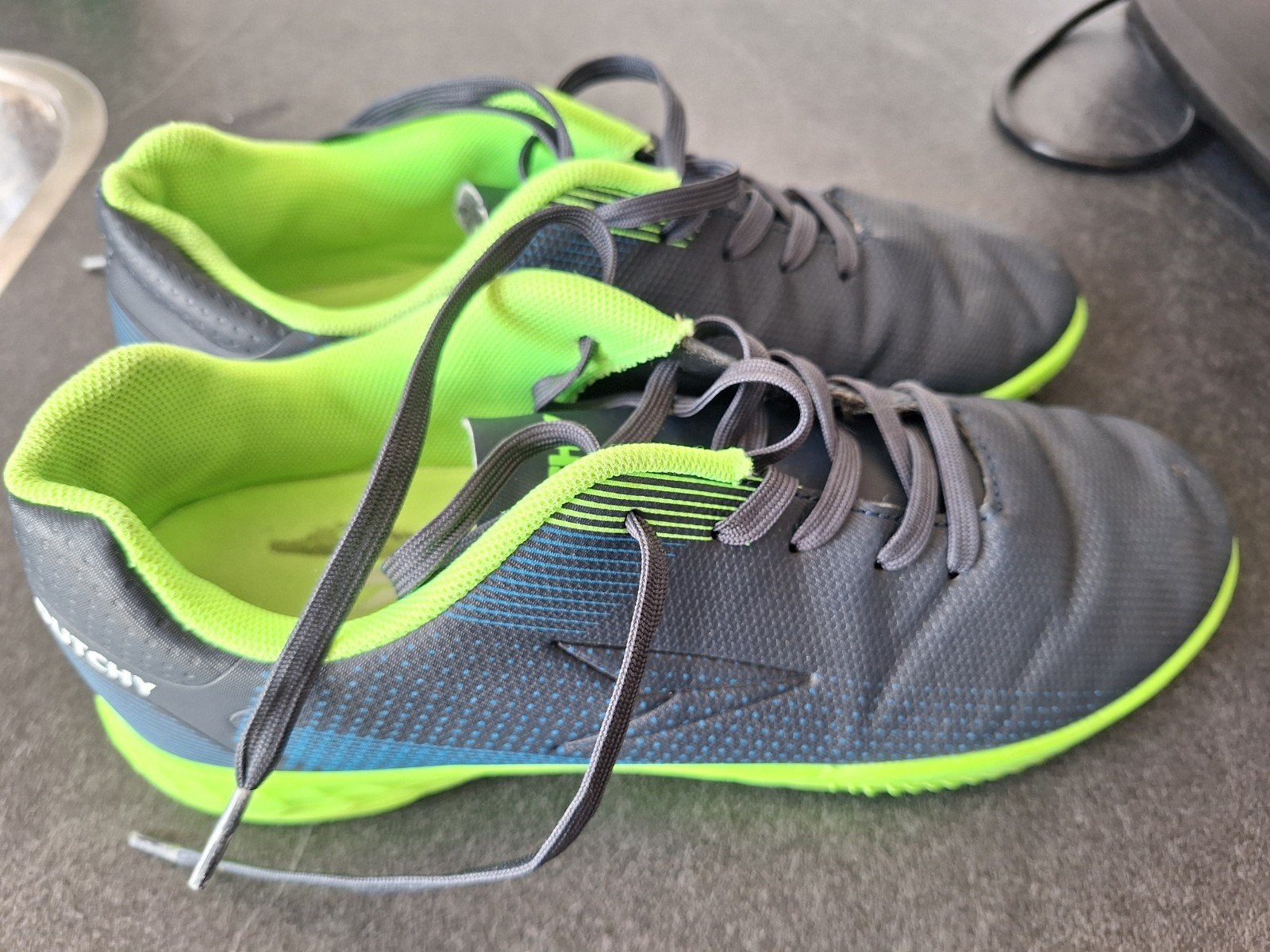 Voetbalschoenen zaalvoetbal blauw/groen maat 39, Sport en Fitness, Voetbal, Maat XS of kleiner, Ophalen of Verzenden, Gebruikt