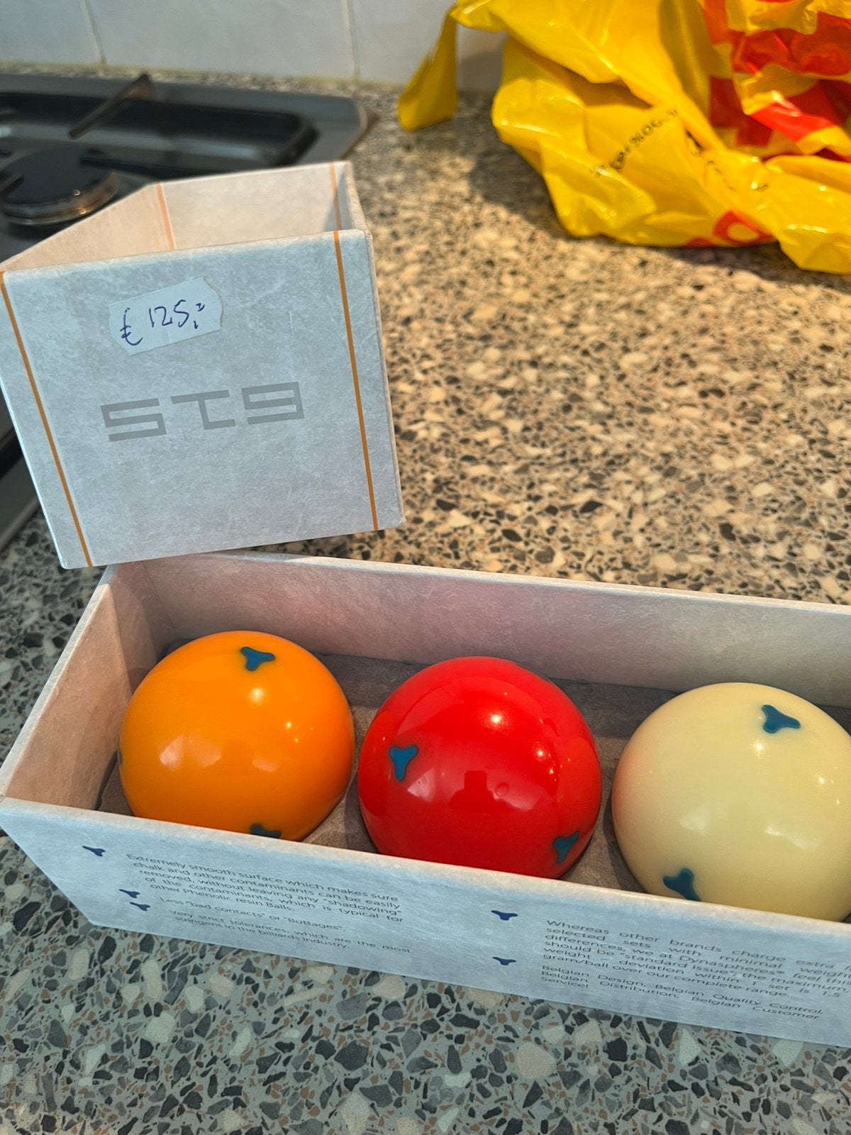 Biljartballen nieuwste model, Ophalen of Verzenden, Zo goed als nieuw, Keu of Ballen