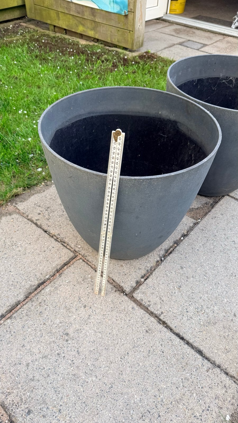 2 grote antraciete bloempotten, prijs per stuk, Tuin en Terras, Bloembakken en Plantenbakken, Gebruikt, Kunststof, Balkon, 30 tot 60 cm