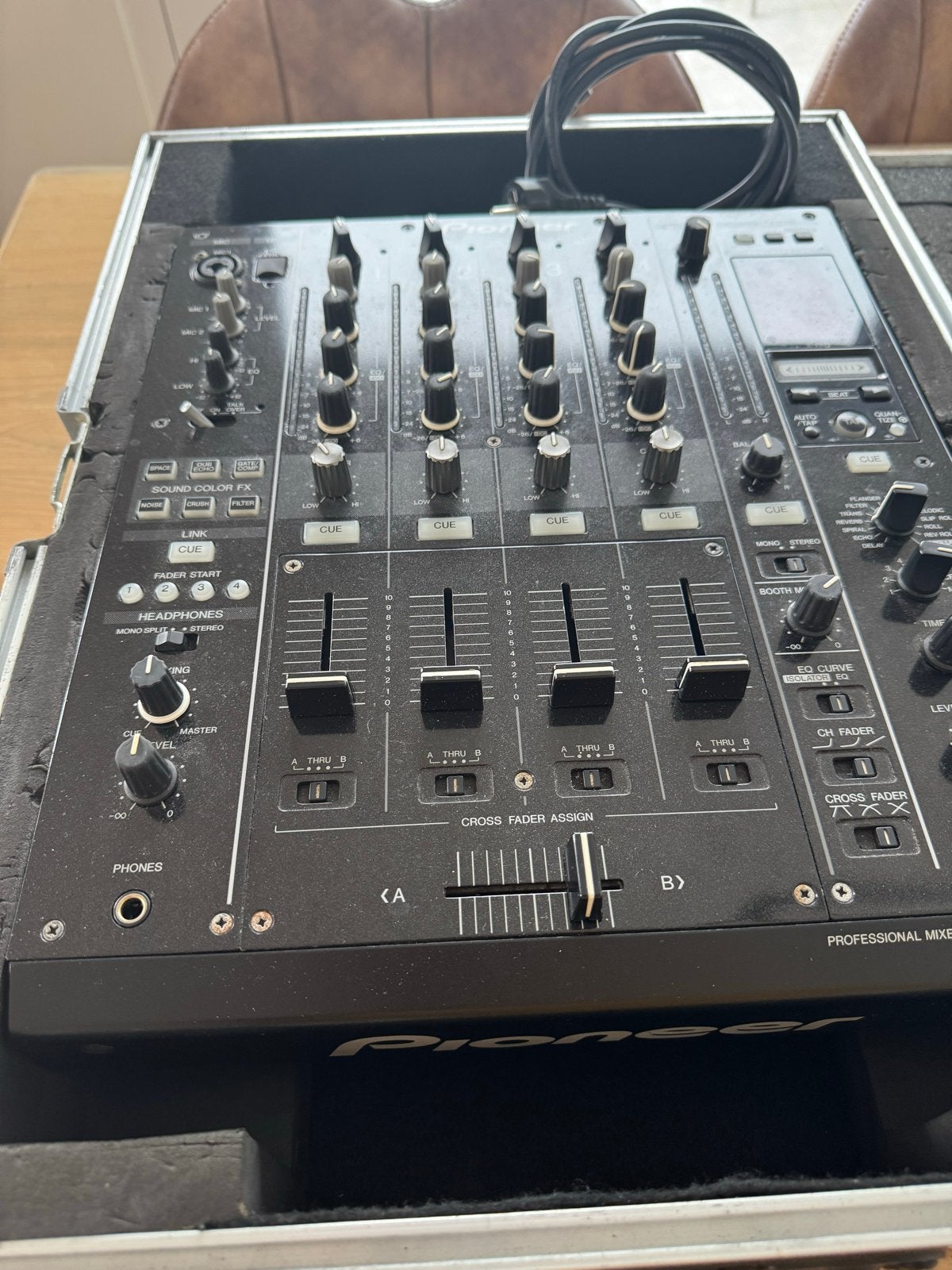 Pioneer DJM-900 nexus DJ mixer met flightcase, Muziek en Instrumenten, Mengpanelen, Ophalen, Gebruikt, Minder dan 5 kanalen, Microfooningang