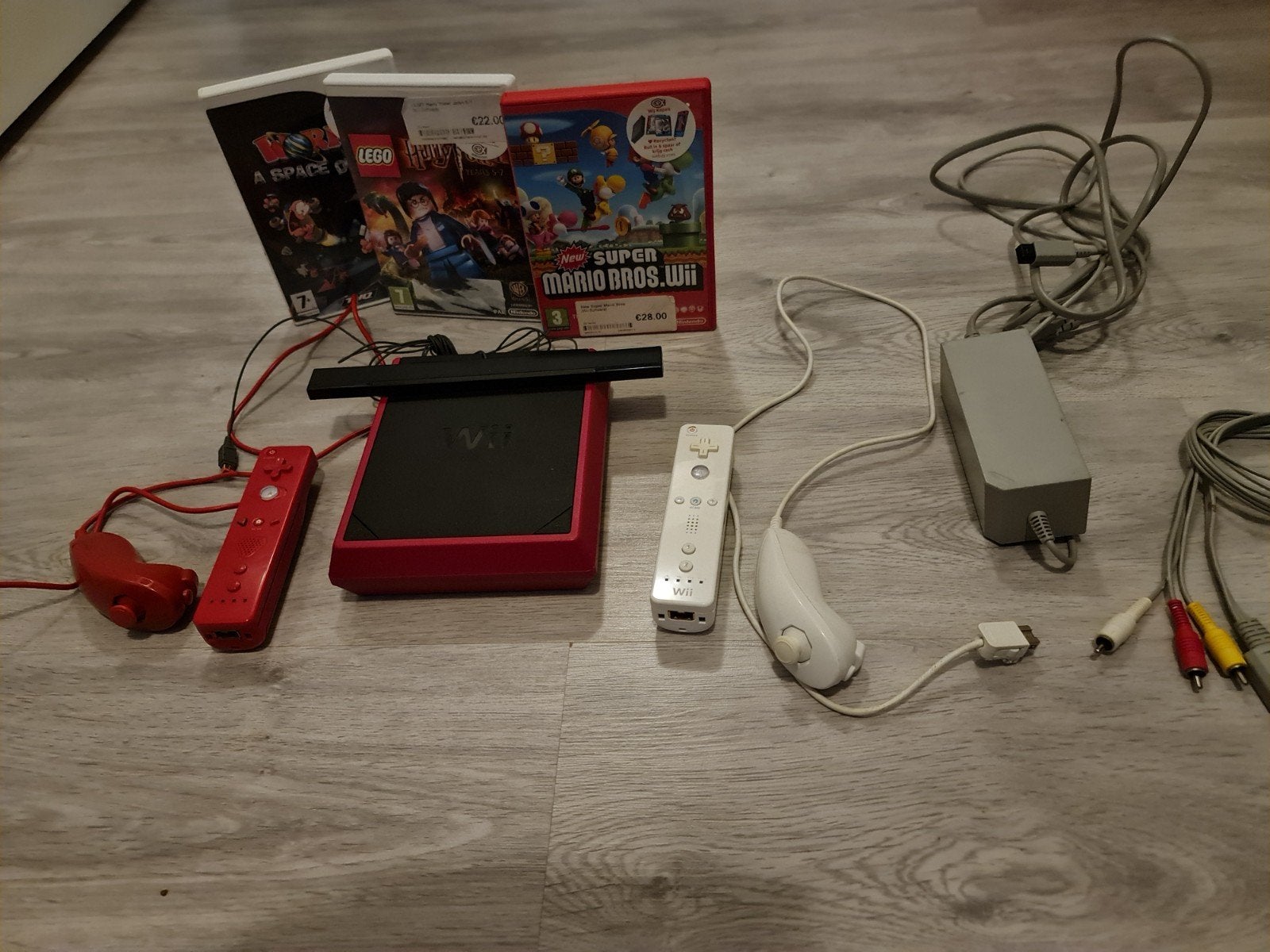 Wii console met games: Super Mario Bros. &  Lego Harry Potte, Spelcomputers en Games, Games | Nintendo Wii, Ophalen, Gebruikt