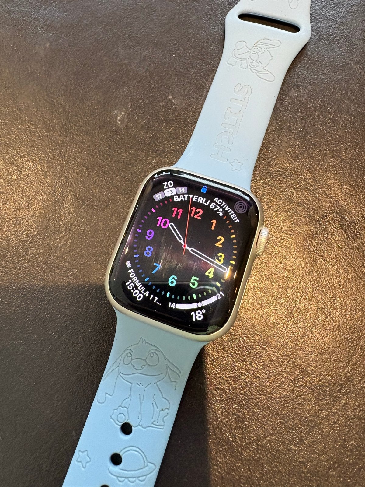 Apple Watch 8 41mm Cellular (4G) - Zilver, Sieraden, Tassen en Uiterlijk, Gebruikt, IOS, Ophalen of Verzenden, Waterdicht