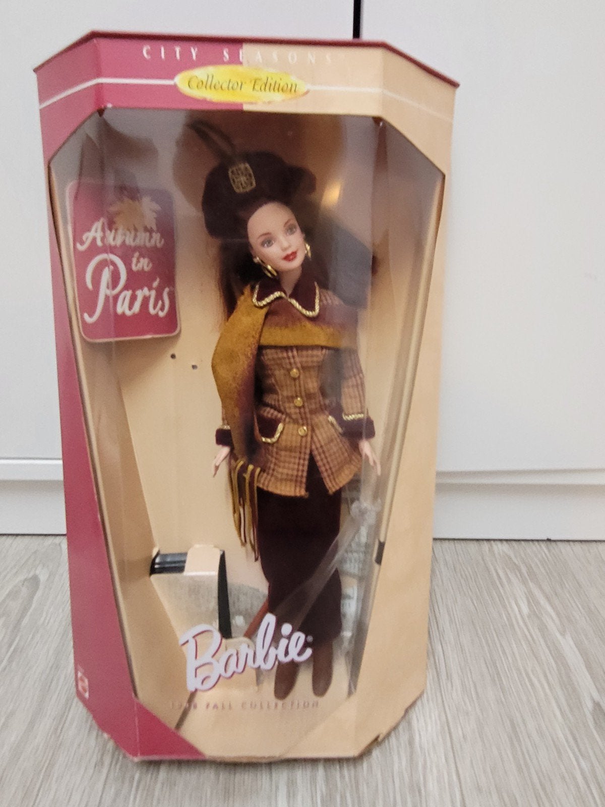 Autumm on Paris barbie, Verzamelen, Ophalen of Verzenden, Zo goed als nieuw, Pop
