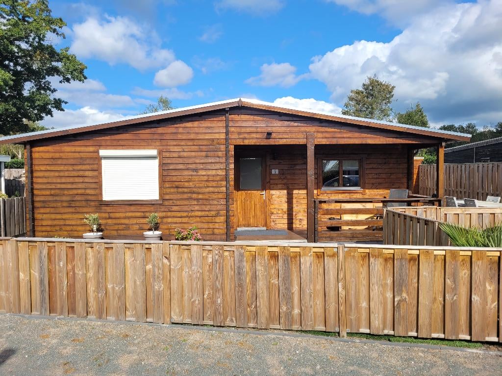 Te koop: mooie blokhut op populair vakantiepark in Schaijk, 2 slaapkamers, 72 m², Verkoop zonder makelaar, Overige soorten