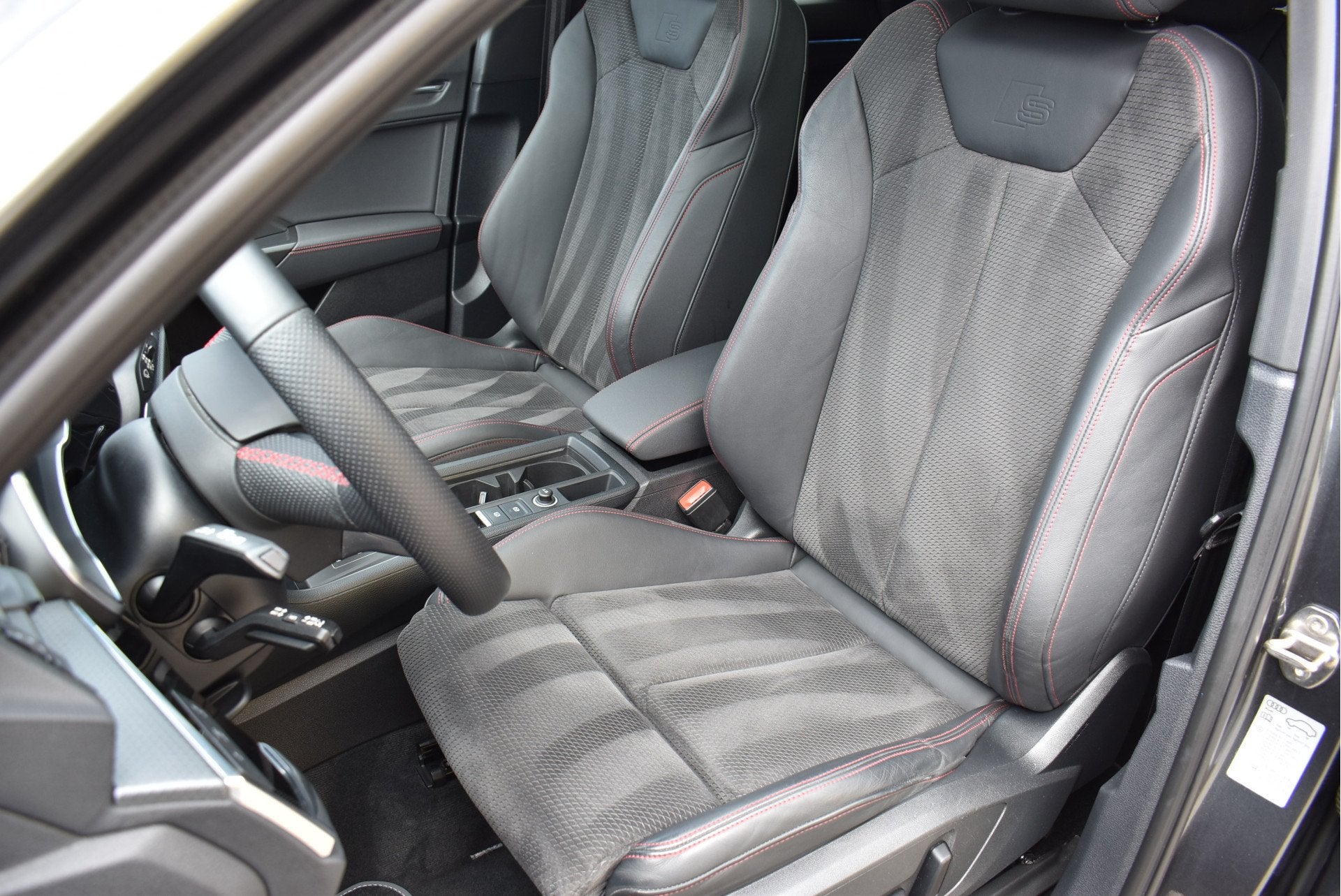 Audi Q3 Sportback 45 TFSI e S-Line RSQ3 Pano Leder Camera Ma, Gebruikt, Euro 6, 245 pk, Hybride Elektrisch/Benzine