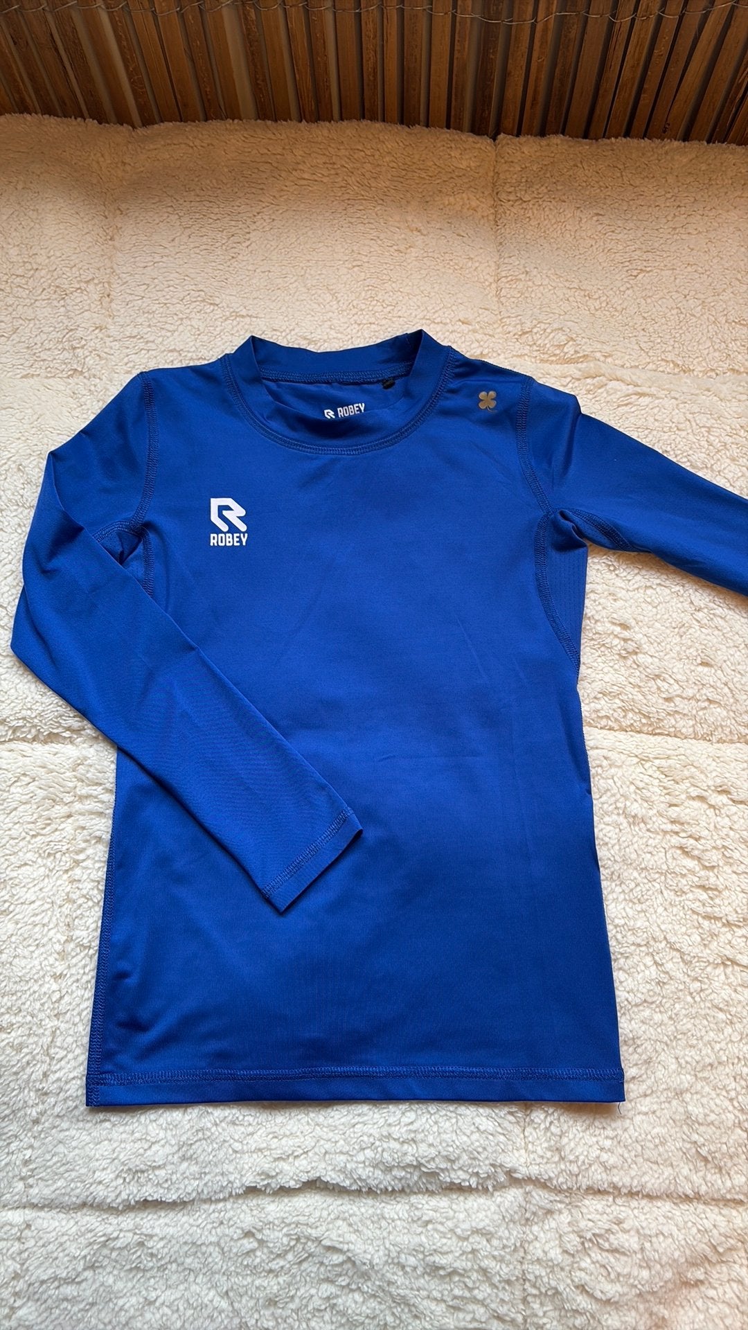 Robey thermo shirt maat 128, Ophalen of Verzenden, Zo goed als nieuw, Jongen of Meisje, Shirt of Longsleeve