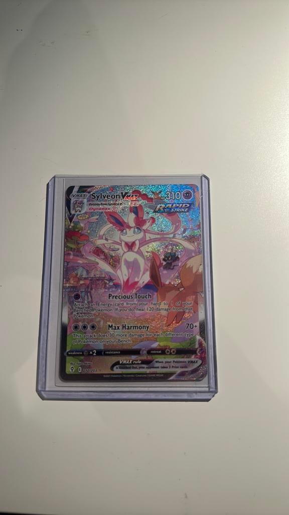 Sylveon pokemonkaart, Ophalen of Verzenden, Zo goed als nieuw