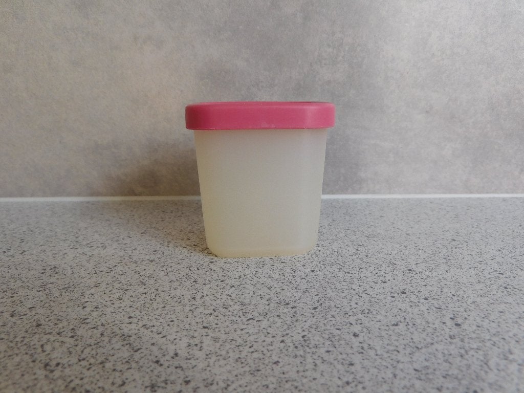 Tupperware Snack cup 80 ml. Roze, Ophalen of Verzenden, Gebruikt, Overige typen