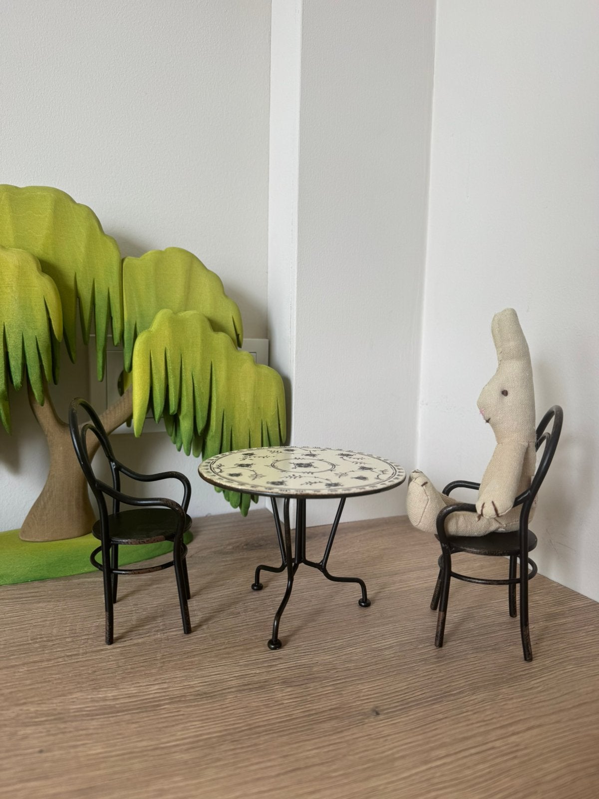 Maileg bistro set zwart met twee stoelen, Ophalen of Verzenden, Poppenhuis