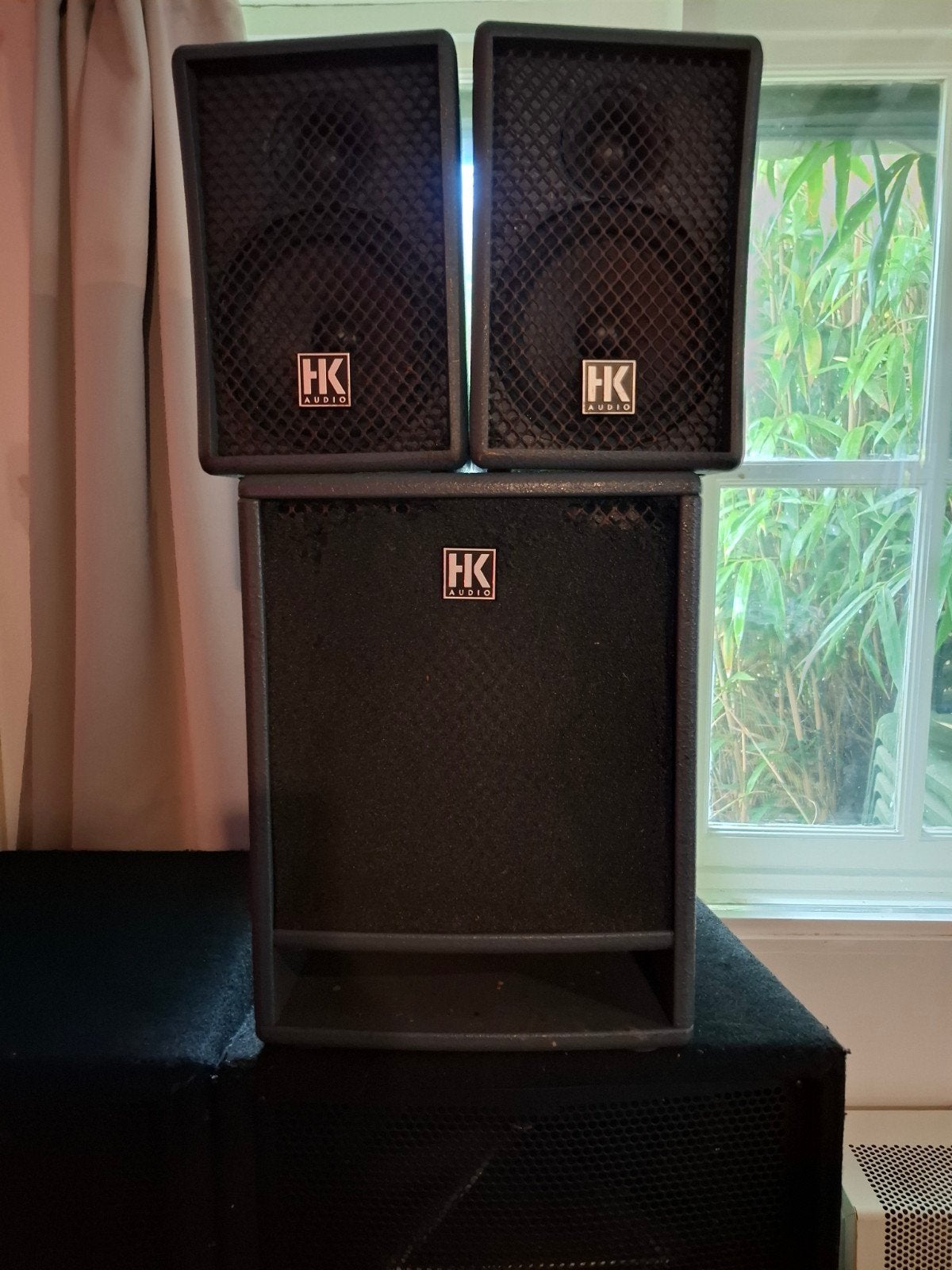 HK Lucas XT set met 2x standaard en evt trolley, Muziek en Instrumenten, Ophalen, Gebruikt, Minder dan 500 watt, P.A.