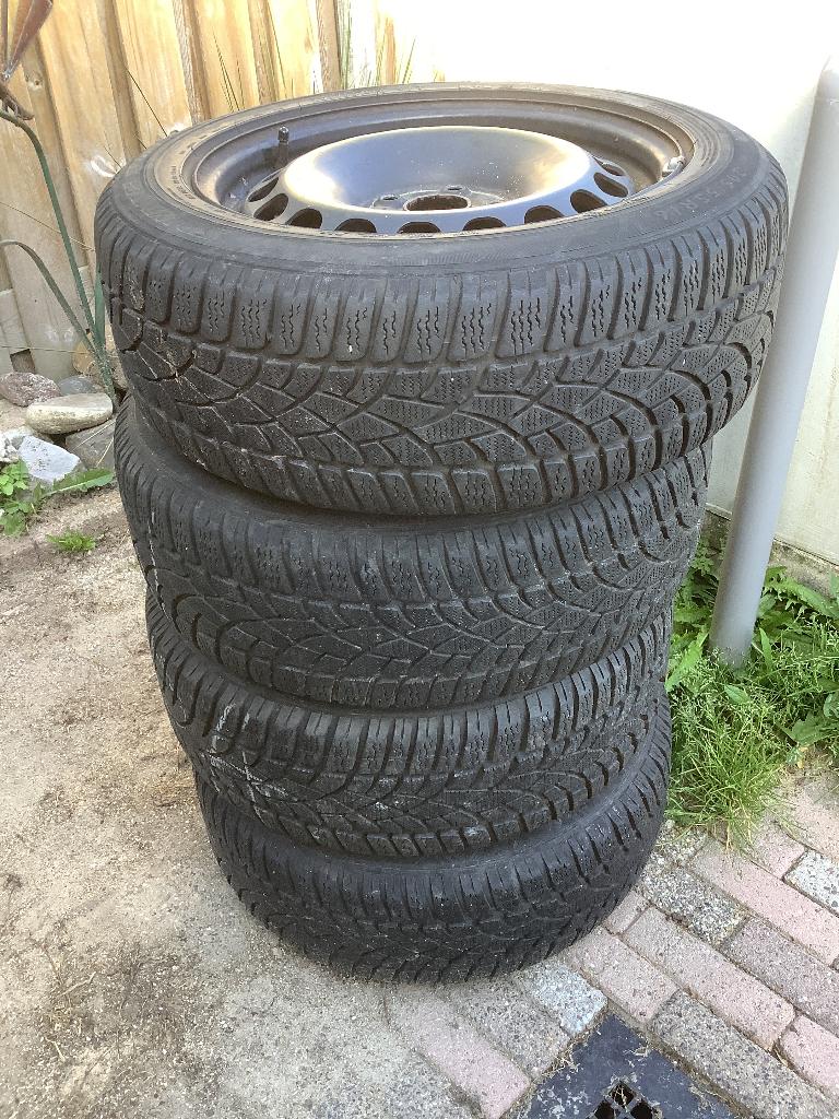 Mooie nieuwe stalen velgen met band, Ophalen, 16 inch, Nieuw, 205 mm