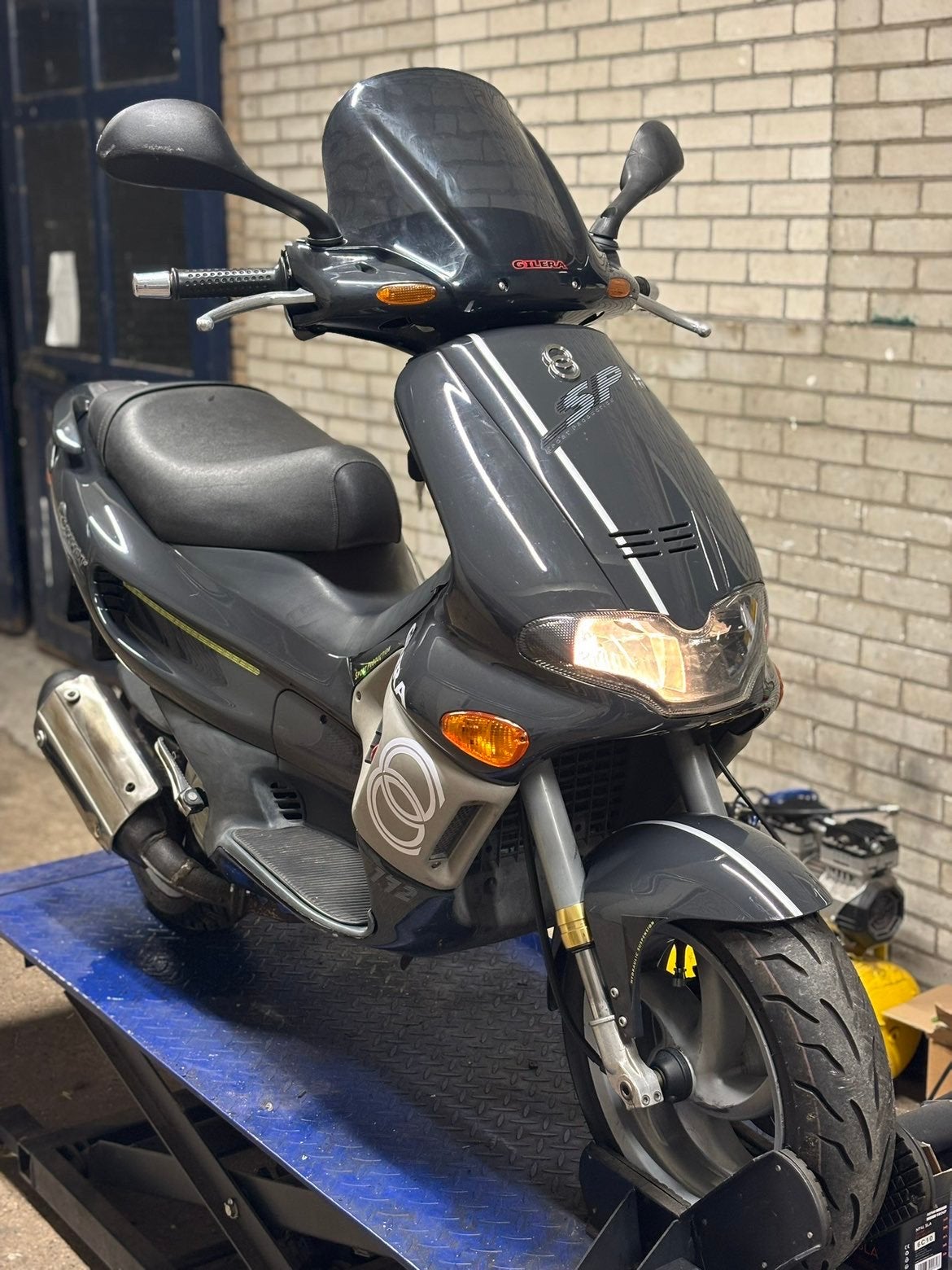 Gilera runner 172cc a1, Fietsen en Brommers, Scooters | Piaggio, Ophalen of Verzenden, Zo goed als nieuw, Tweetakt, Overige modellen