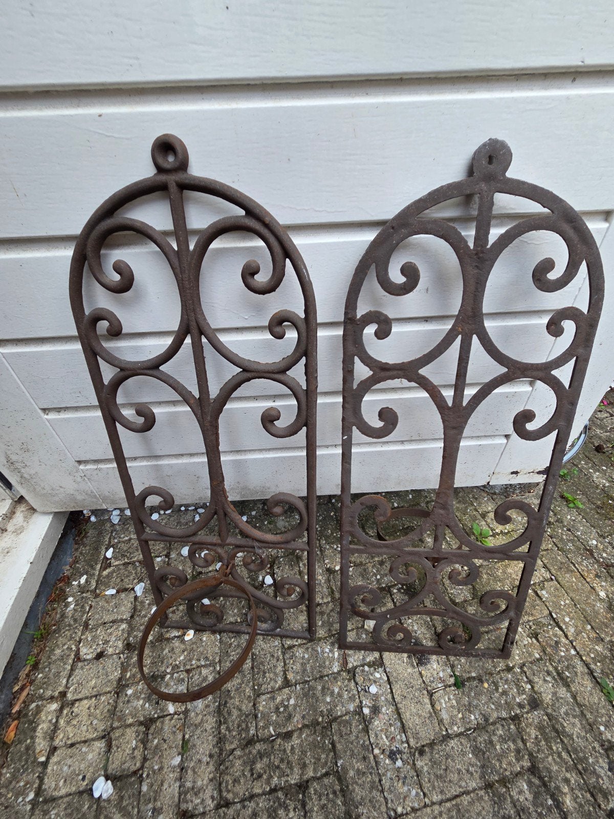 Set van 2 gietijzeren plantenhangers/muurdecoratie, Tuin en Terras, Tuinwanddecoratie, Ophalen