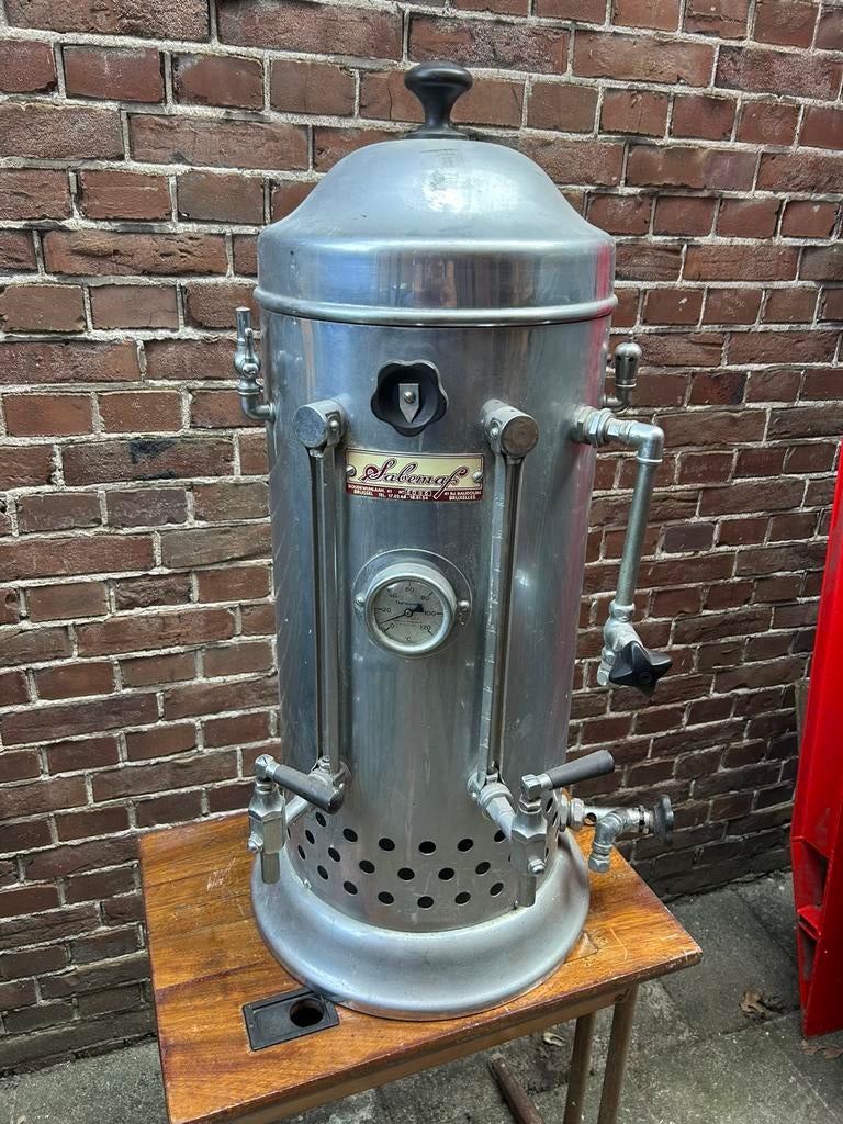 Blikvanger sabemaf antieke koffie en thee ketel op gas, Ophalen