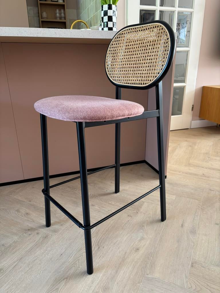 1 roze barkruk Zuiver Spike, Huis en Inrichting, Barkrukken, 1 kruk, Ophalen, Gebruikt