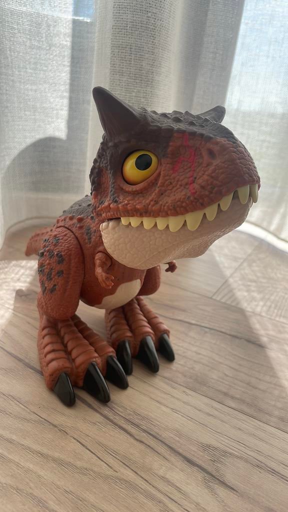 Jurrasic world carnotaurus, Ophalen of Verzenden, Zo goed als nieuw