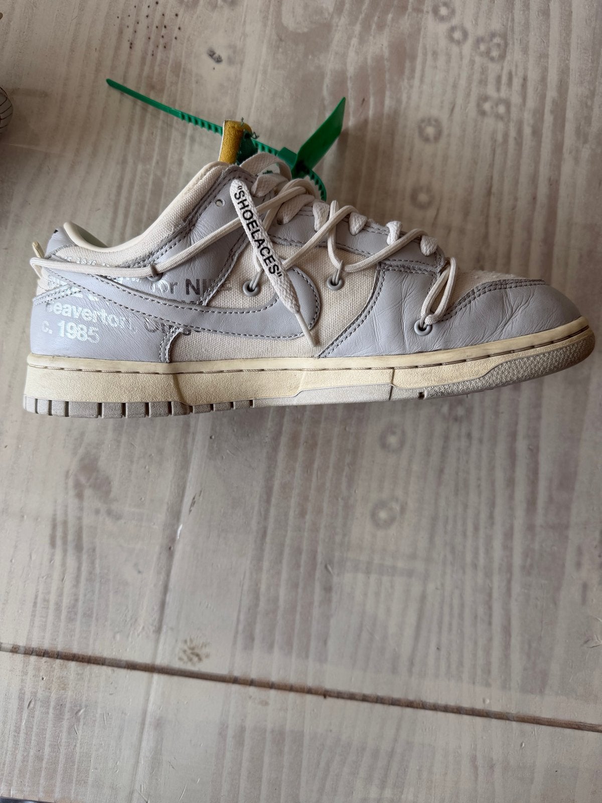 Nike Dunk Low Off-White Lot 25/50 Sneakers, Ophalen of Verzenden, Zo goed als nieuw, Overige kleuren, Sneakers of Gympen