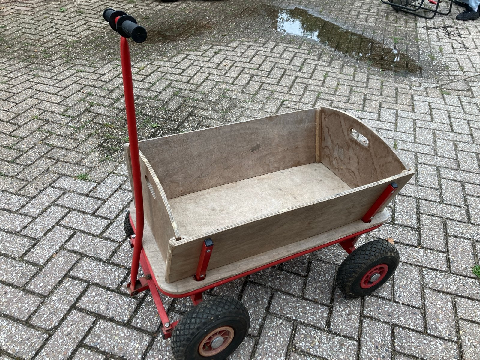 Stevige houten bolderkar met rode metalen frame, Ophalen of Verzenden, Gebruikt, Overige typen