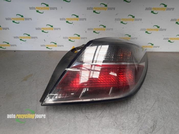 Achterlicht rechts van een Opel Astra, Gebruikt, -, -, Opel