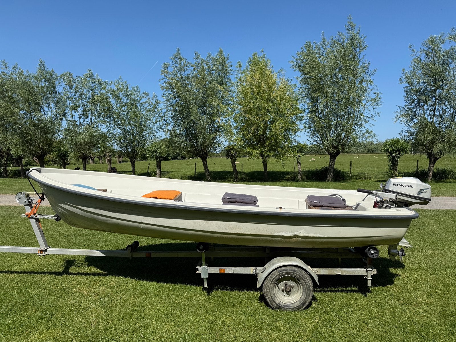 Terhi 440 Honda 5PK, Ophalen, Zo goed als nieuw
