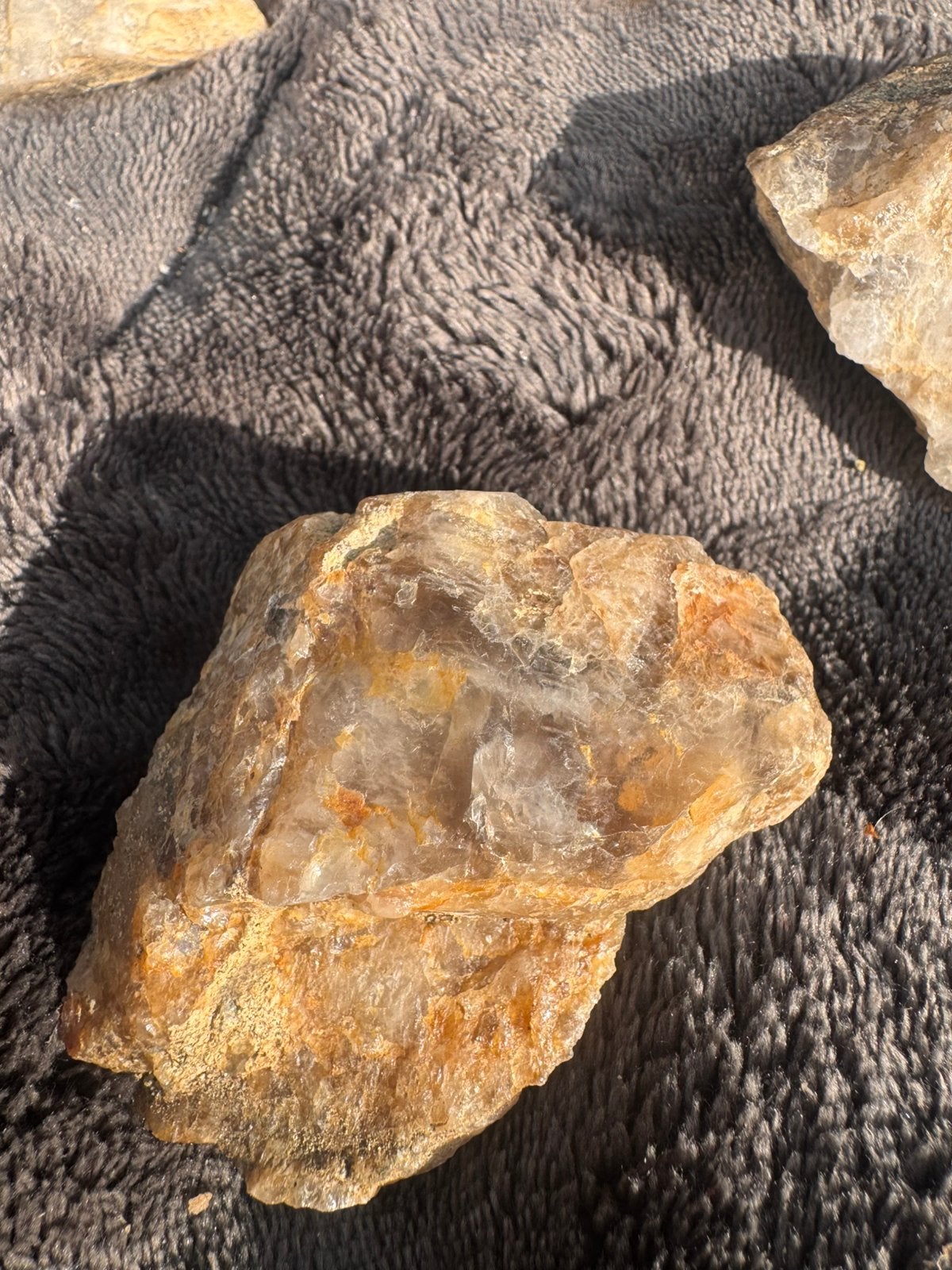 Grote ruwe kristallijne stenen/mineralen –Lipnomeer Tsjechië, Ophalen of Verzenden, Mineraal