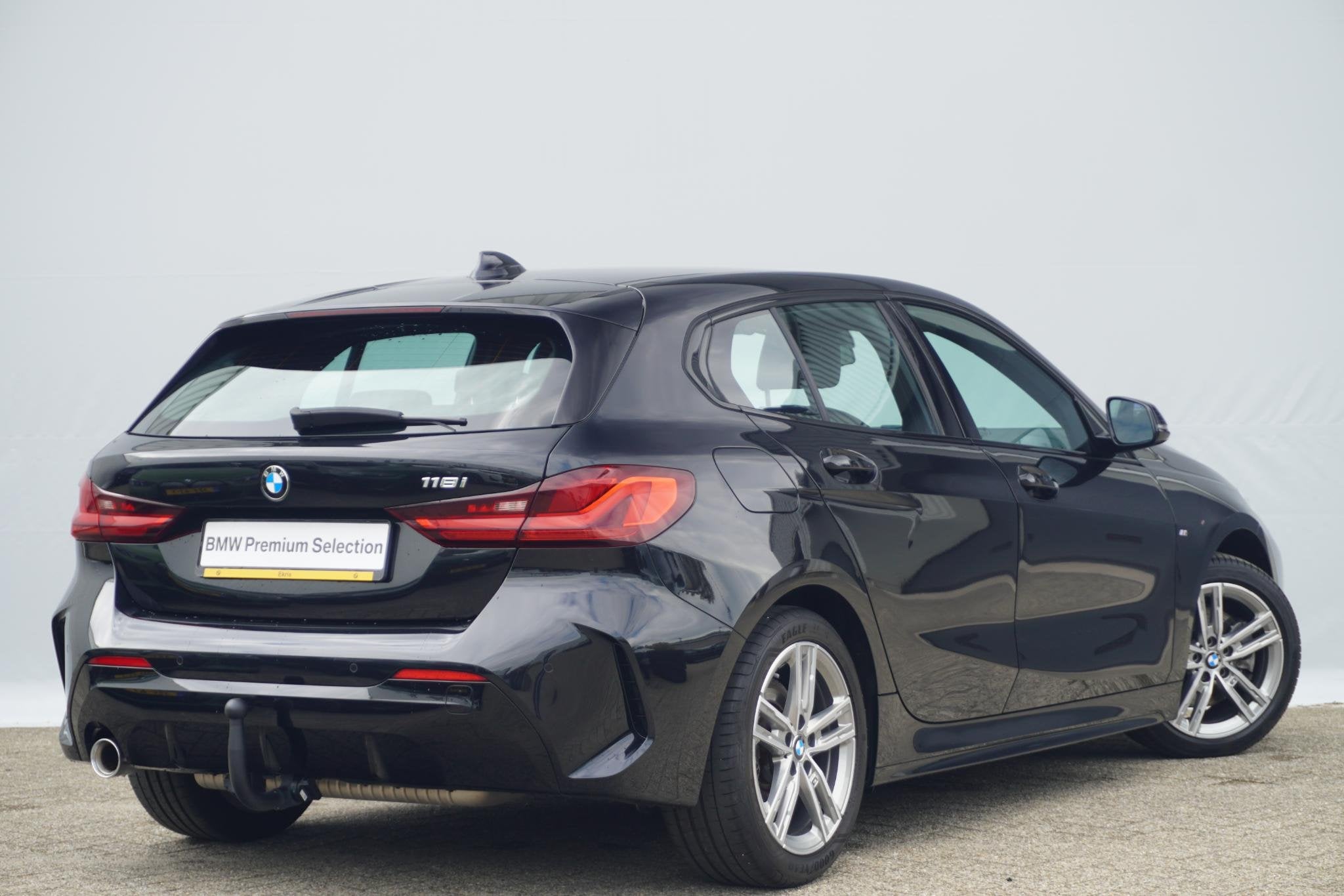 BMW 1 Serie 5-deurs 118i | M Sportpakket | HiFi System | Tre, Auto's, 12 maanden, 136 pk, Gebruikt, Zwart