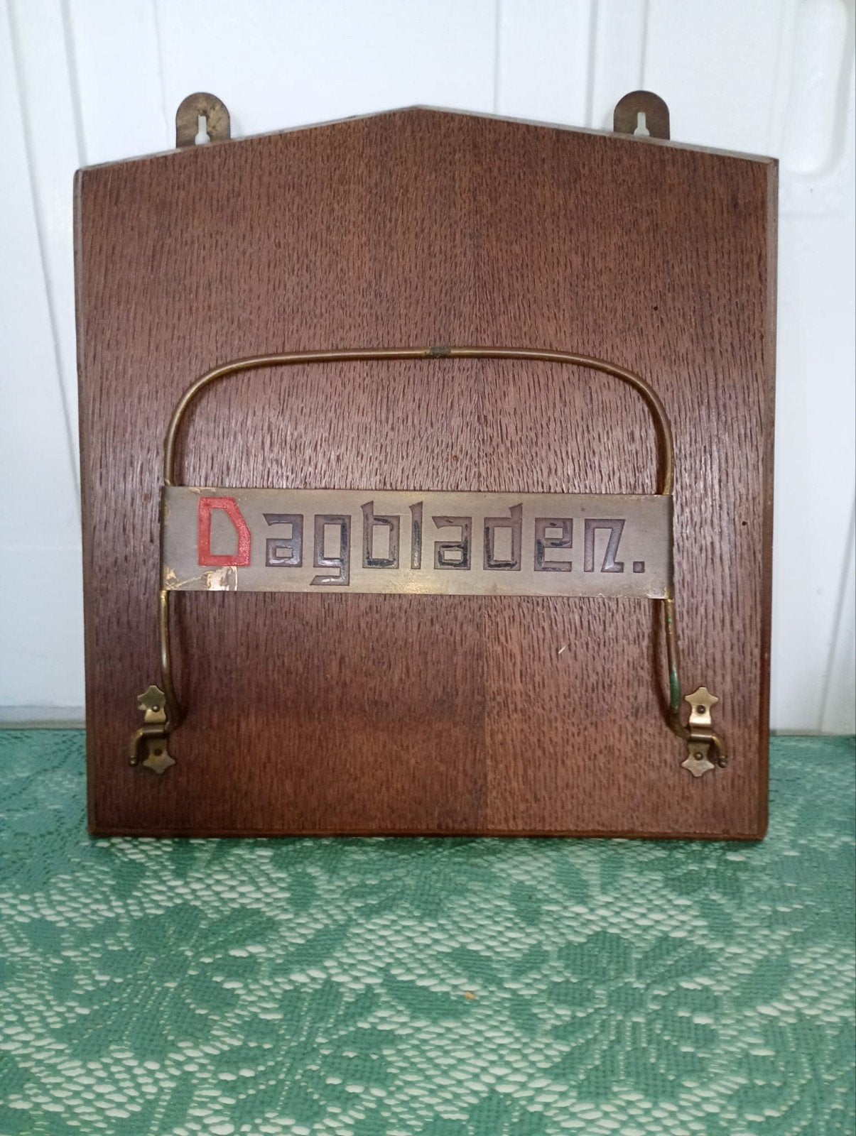 Vintage houten krantenhouder "Dagbladen", Antiek en Kunst, Ophalen of Verzenden