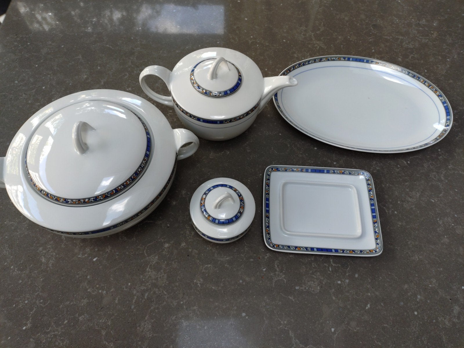 Hutschenreuther Valetta servies (5-delig), Ophalen, Zo goed als nieuw, Porselein, Klassiek