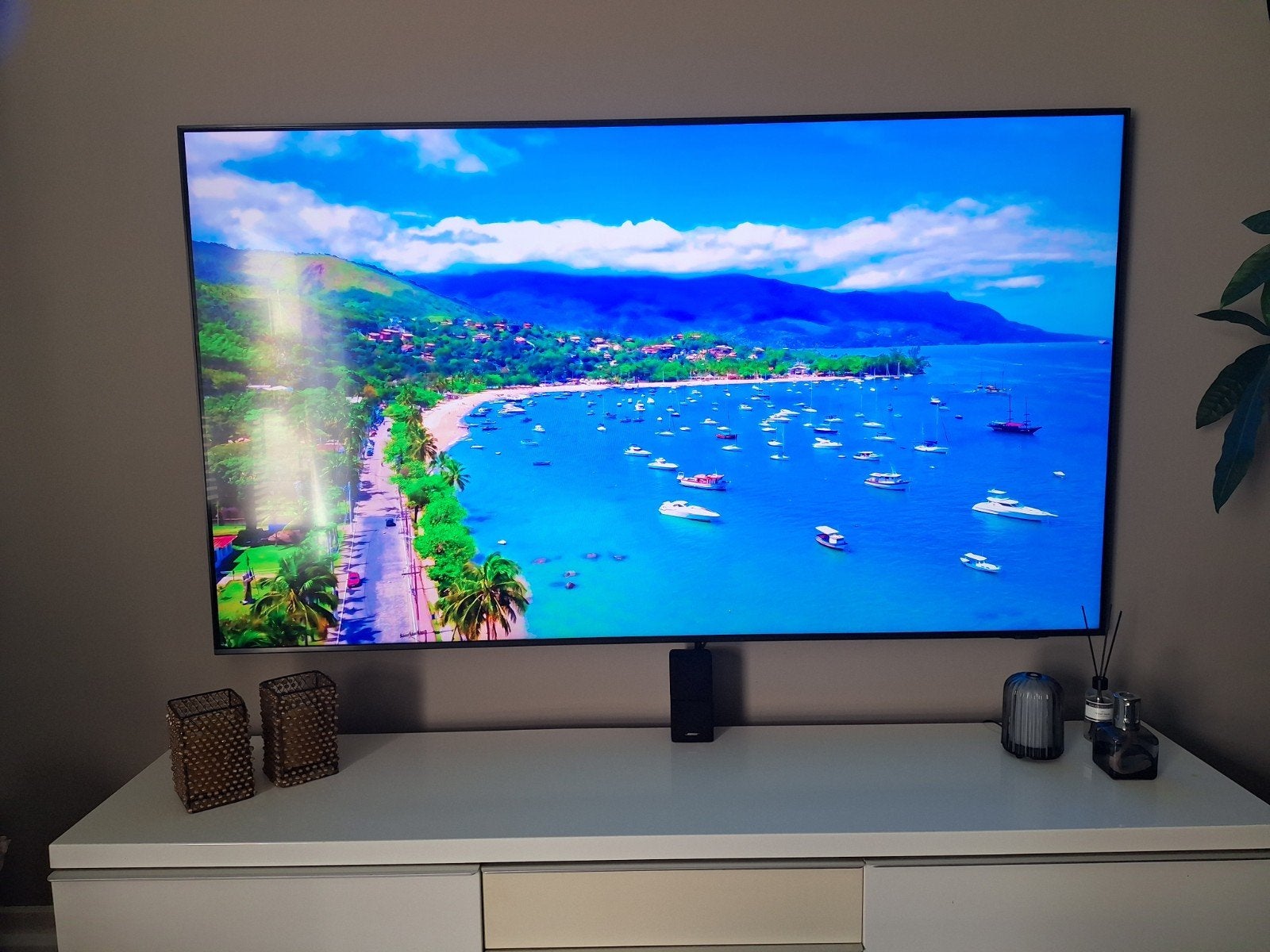 SAMSUNG 75" QLED 4K HDR tv