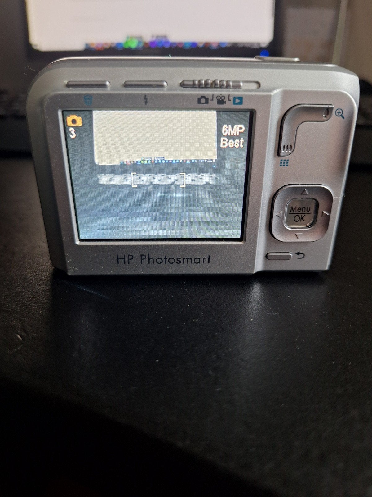 HP Photosmart M547 Compactcamera - Zilver, Audio, Tv en Foto, Ingebouwde flitser, Gebruikt, Ophalen of Verzenden, Minder dan 4 keer