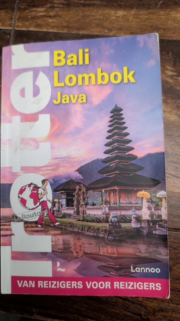 Trotter reisgids Bali Lombok Java, Boeken, Overige merken, Ophalen of Verzenden, Zo goed als nieuw, Reisgids of -boek