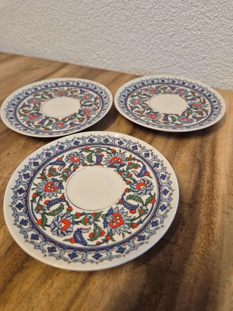 3x Vintage Turkse Porseleinen schotels, Na, Kop en/of schotel, Na, Ophalen of Verzenden