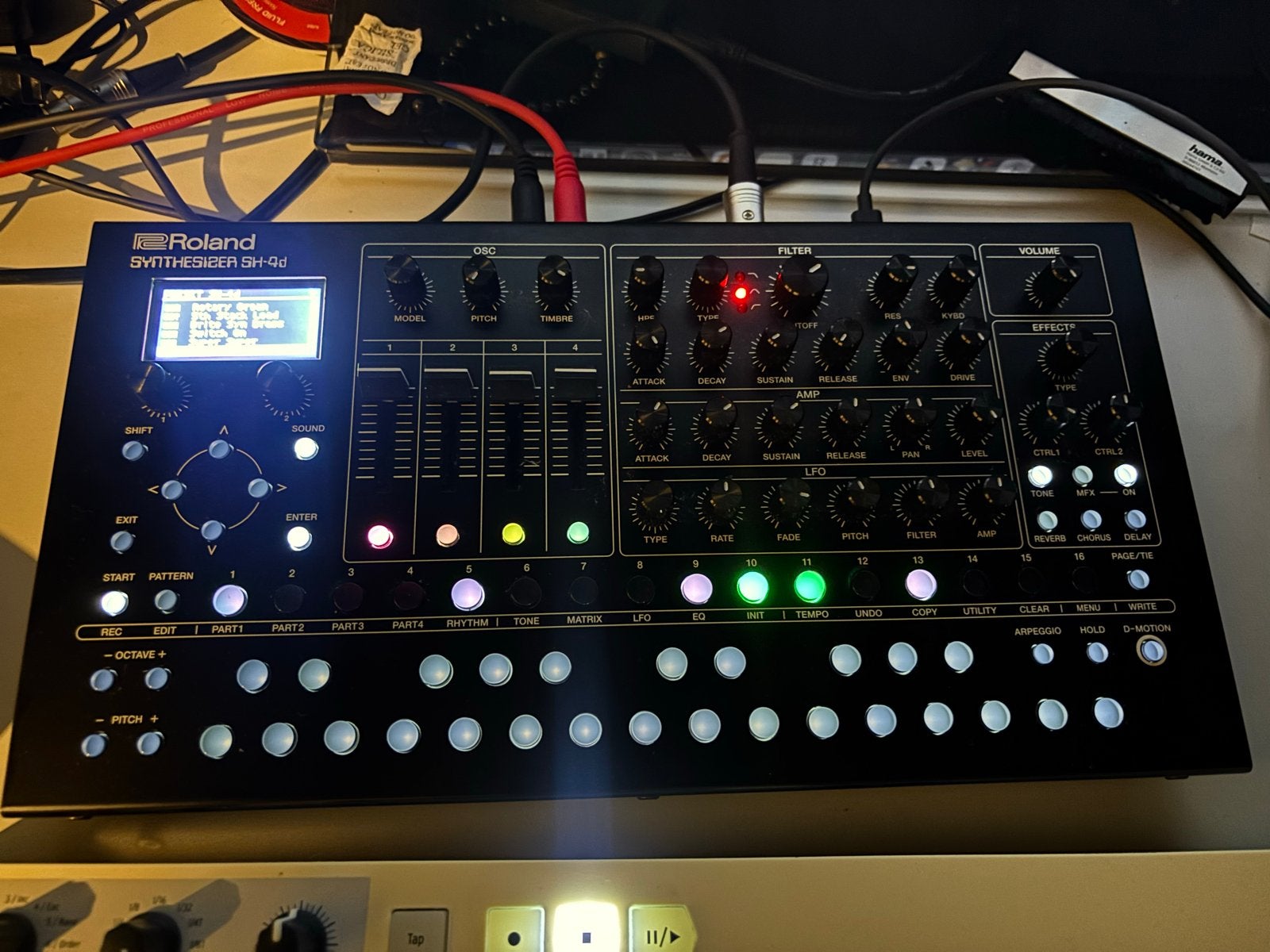 Roland Synthesizer SH-4d -  v2.0 Update! + originele doos, Muziek en Instrumenten, Roland, Zo goed als nieuw, Met midi-aansluiting