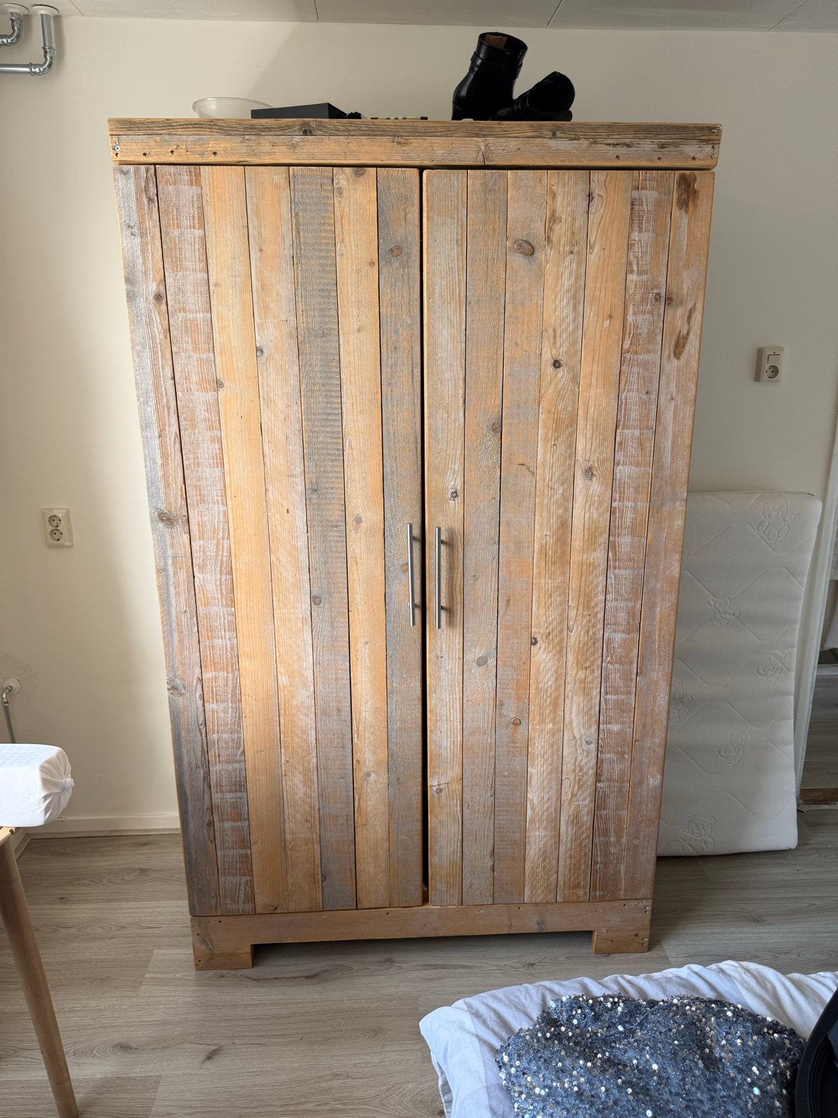 Houten Kast 200x120x60 cm - Robuust en Ruim, Ophalen, Gebruikt, 100 tot 150 cm, 200 cm of meer