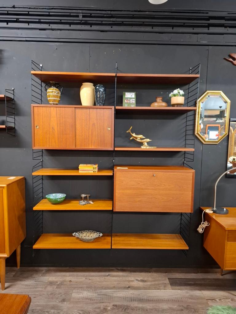 Vintage Wall unit Nisse String wandkast teak Zweeds design, Met klep(pen), 200 cm of meer, 150 tot 200 cm, Teakhout