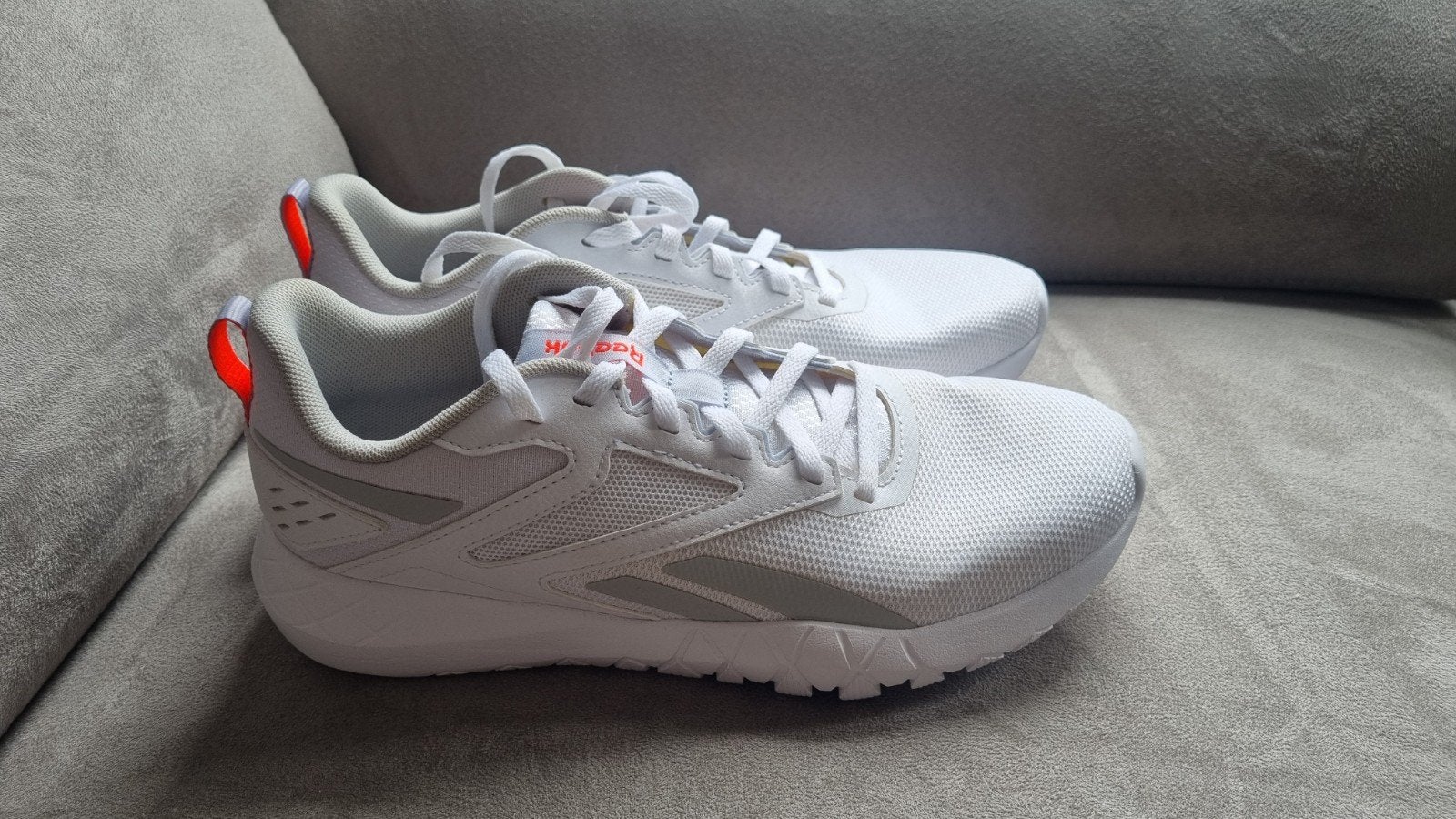 Reebok sportschoenen 38.5, Sport en Fitness, Loopsport en Atletiek, Ophalen of Verzenden, Overige typen, Reebok