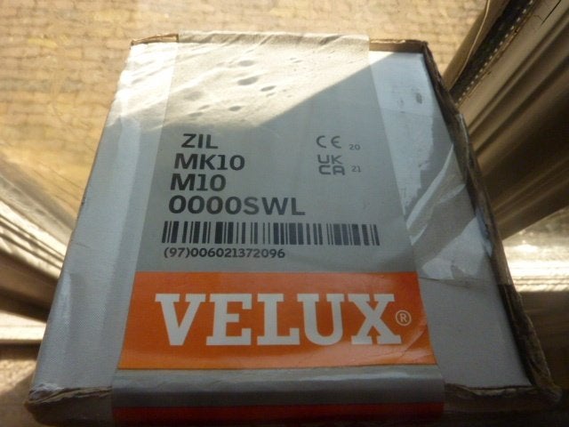 Nieuwe Velux horren voor gehele M(K)-serie, wit omlijst., Ophalen of Verzenden, Nieuw, Wit, Vliegengordijn