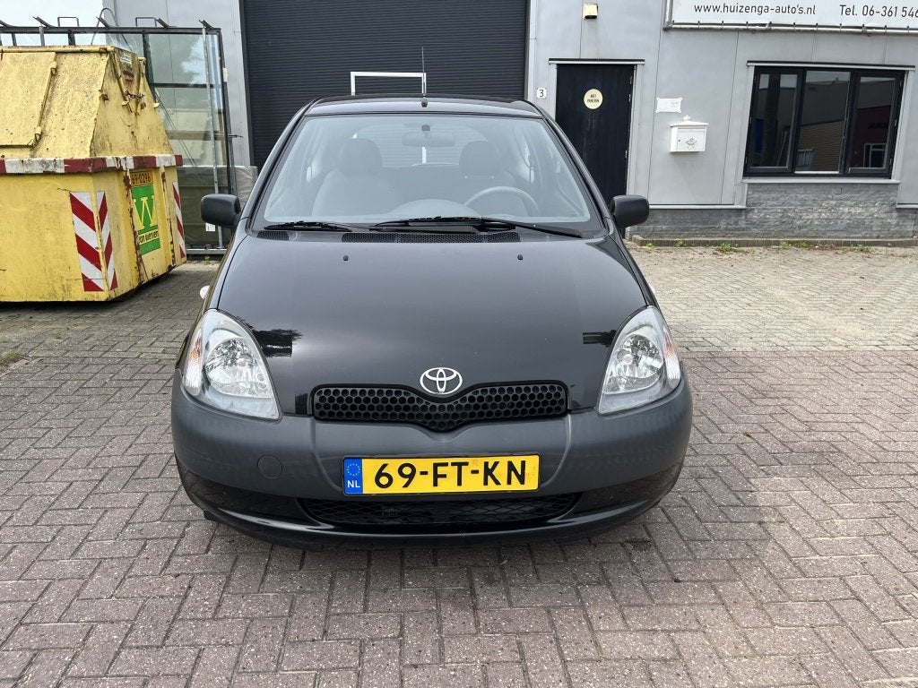 Toyota Yaris 1.0-16V VVT-i Terra| MET NIEUWE APK! (bj 2000), foto 2