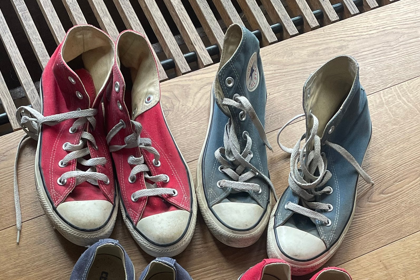 2x Converse All Stars, maat 38, Kleding | Dames, Schoenen, Ophalen, Gedragen, Rood, Sneakers of Gympen