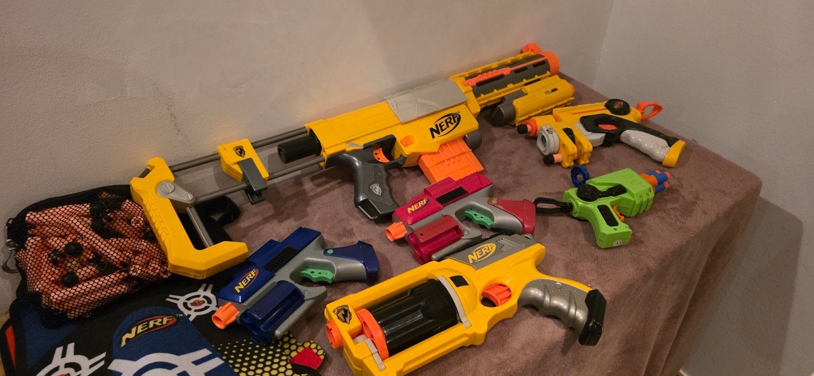 Grote Nerf Blaster Collectie met Accessoires en Tas, Ophalen of Verzenden, Gebruikt, Jongen of Meisje