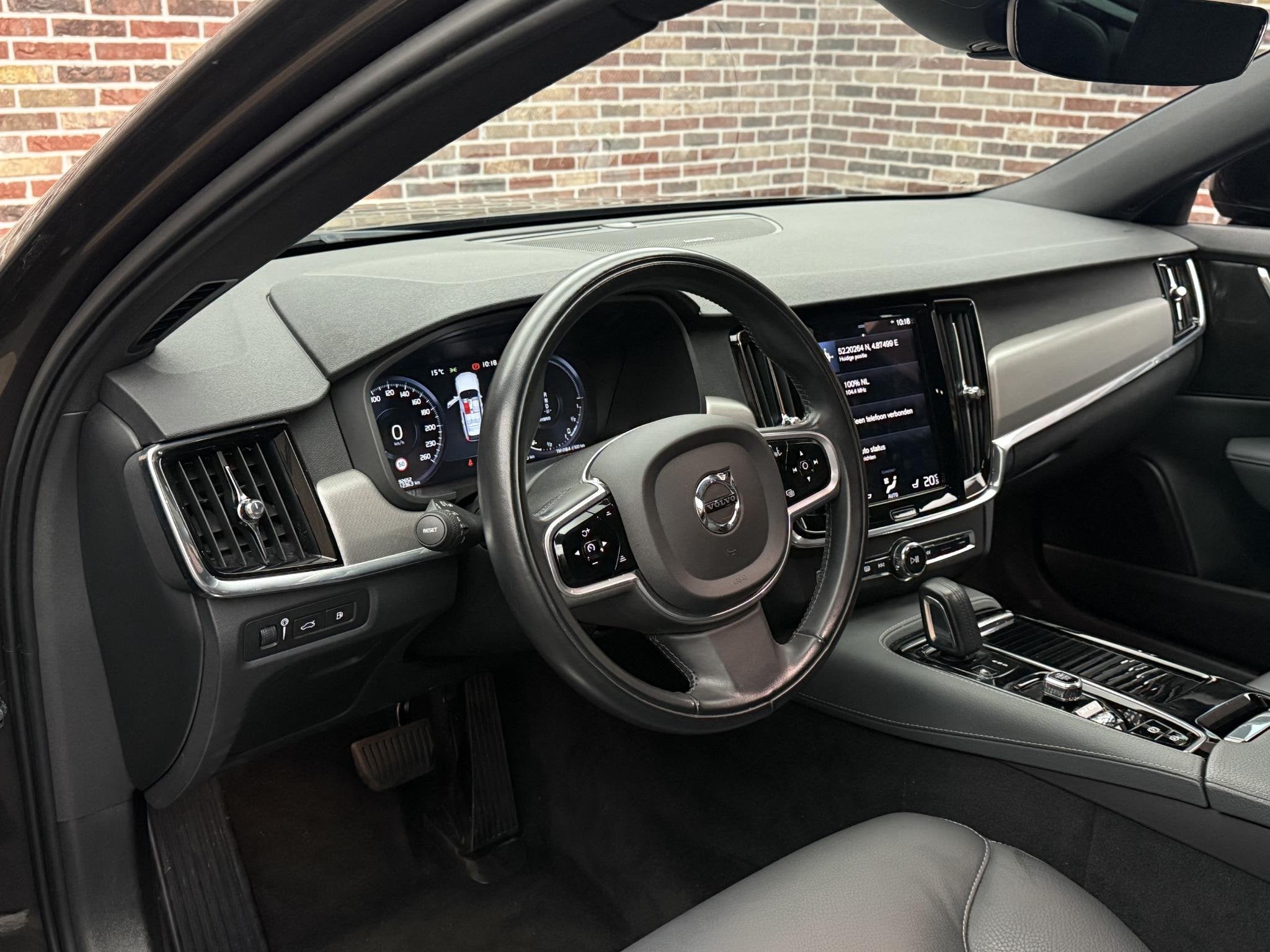 Volvo V90 2.0 T6 AWD R-Design H/K Camera Elek Stoel Leer Tre, Stof, Euro 6, 1969 cc, 340 pk