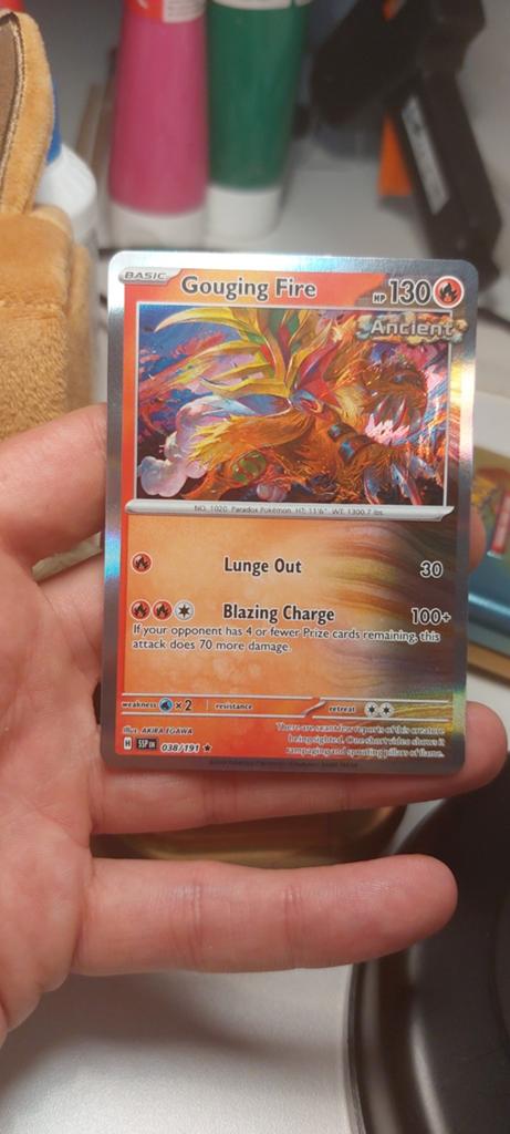 Gouging Fire Ancient Pokémon Kaart - SSP 038/191, Ophalen of Verzenden, Zo goed als nieuw, Losse kaart, Foil