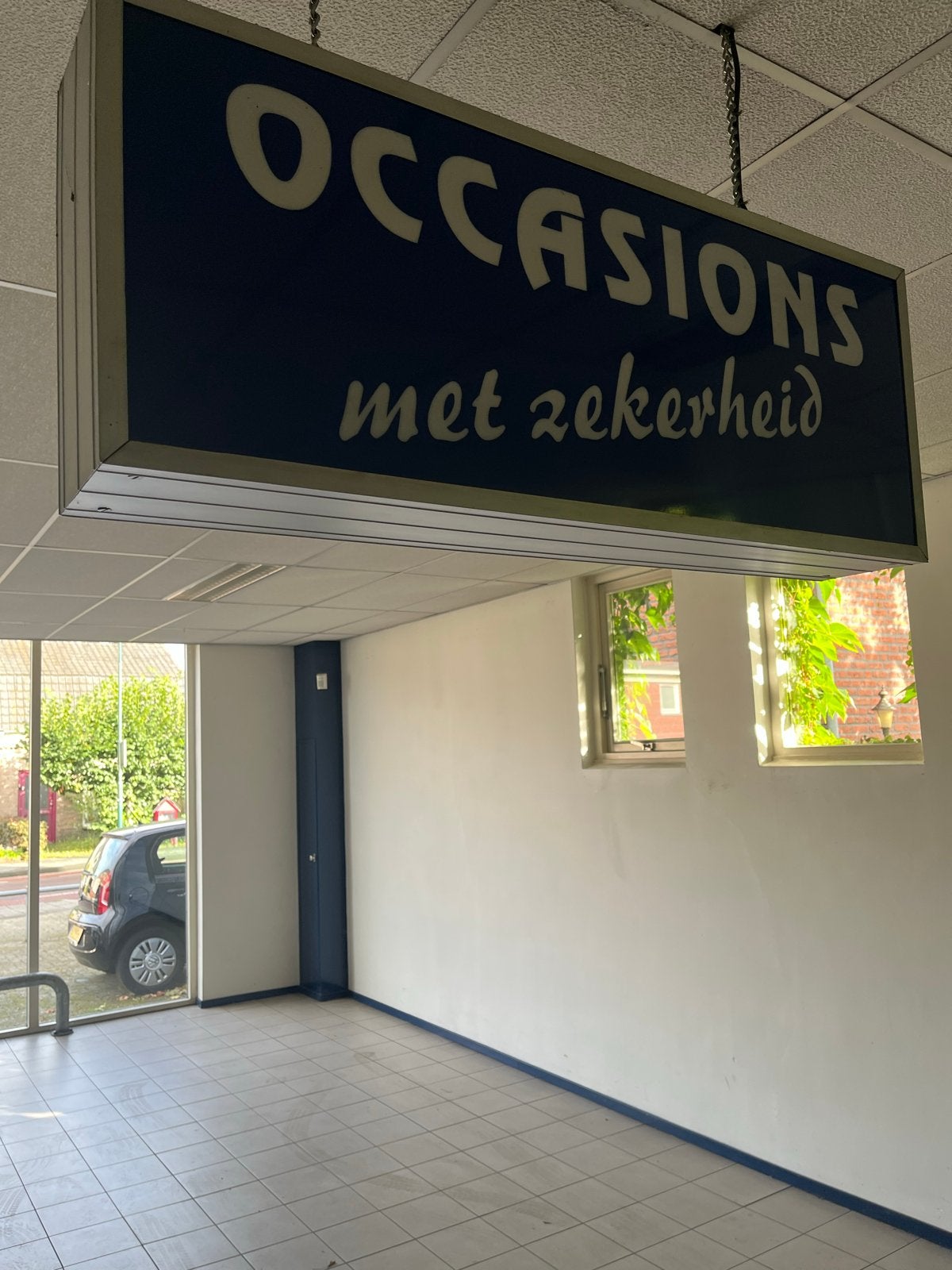 Tweezijdige lichtbak ‘ in goede staat , afm 105x40x16, Ophalen, Gebruikt, Lichtbak of (neon) lamp