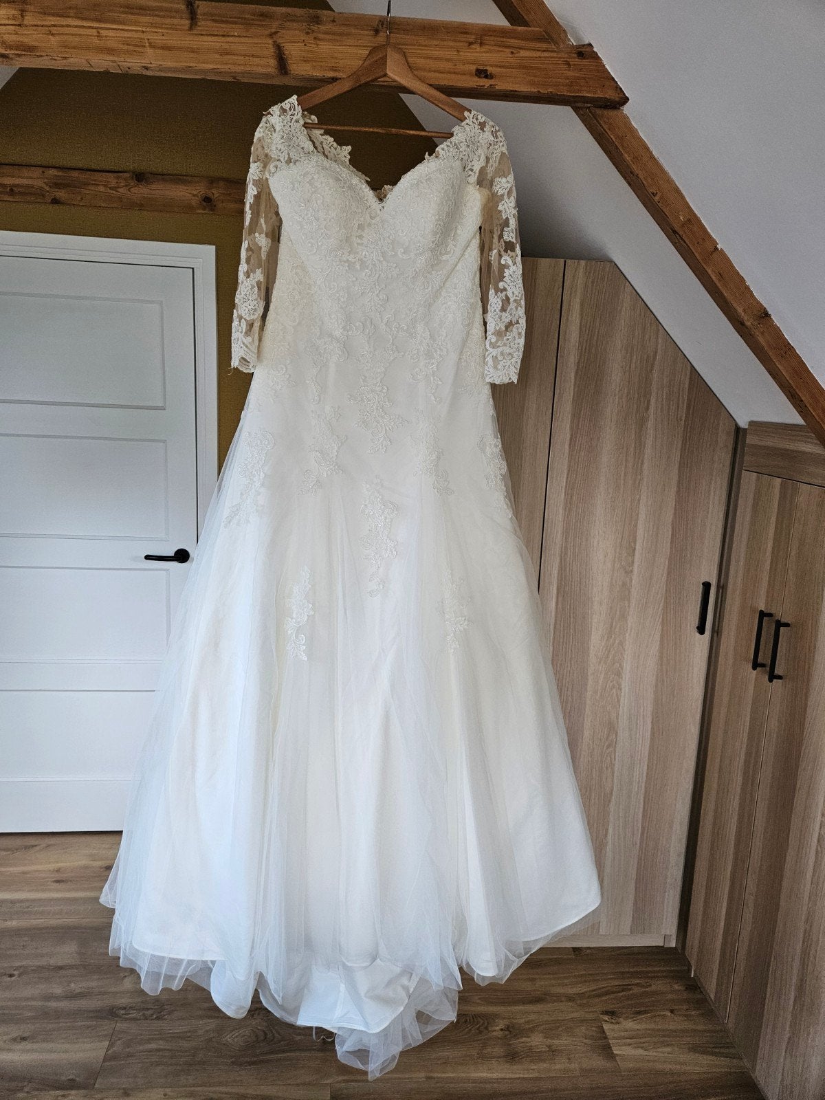 Ladybird trouwjurk maat 40/42, Ophalen of Verzenden, Zo goed als nieuw, Wit, Trouwjurk